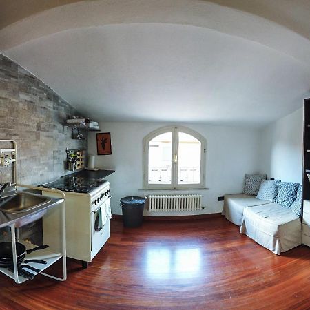 Stupenda Mansarda Centralissima, Finiture Di Lusso Carrara Exterior photo